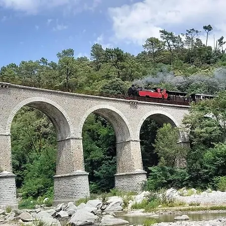 Entre Et Montagne *